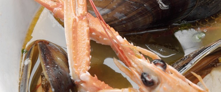 James Bond food bouillabaisse