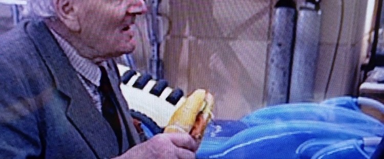 James Bond food baguette GoldenEye