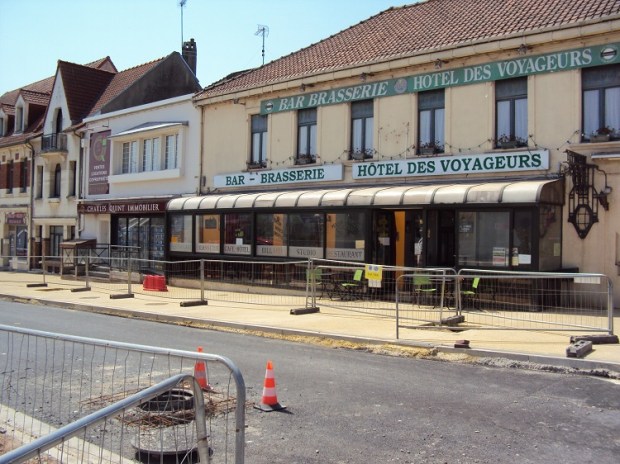 James Bond food voyageurs